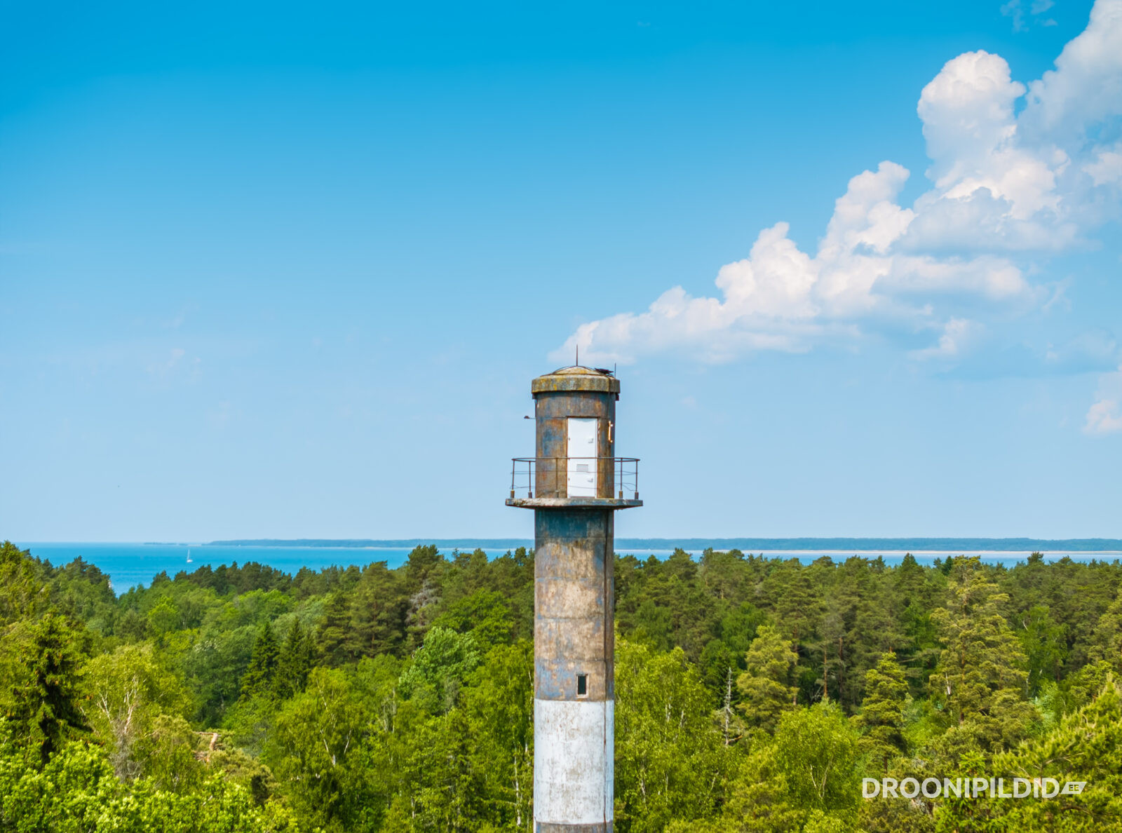 Paralepa, Tuletorn, Haapsalu, Visit Haapsalu, Paralepa ülemine tuletorn, Paralepa tuletorn, Läänemaa tuletornid, tuletornid, droonipildid.ee