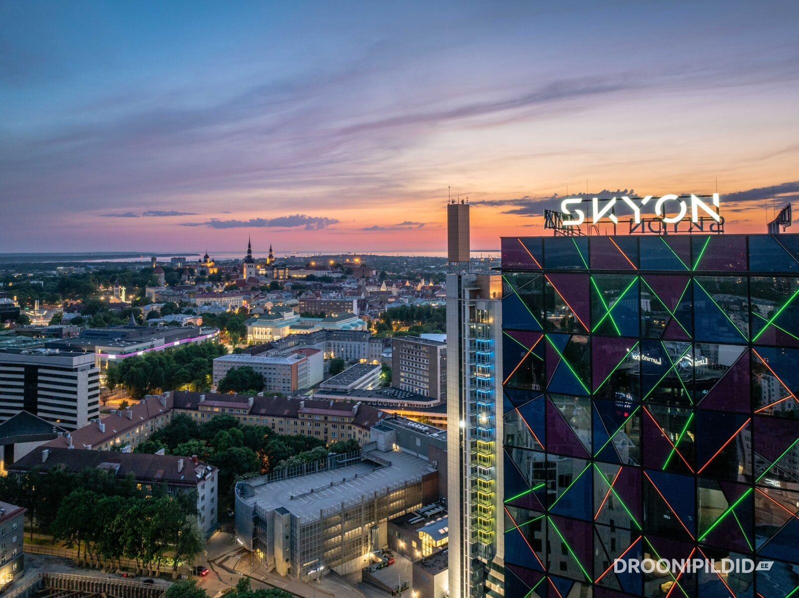 Skyon, Skyon Tallinn, makati, Tornimäe, Skyon kõrghoone, Coop, Coop panga peahoone, Coop panga peakontor, Skyon pilvelõhkuja, Capital Mill, Skyon