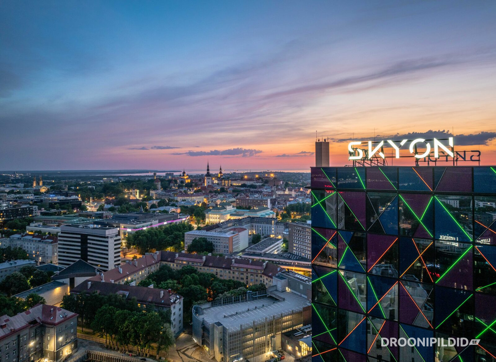 Skyon, Skyon Tallinn, makati, Tornimäe, Skyon kõrghoone, Coop, Coop panga peahoone, Coop panga peakontor, Skyon pilvelõhkuja, Capital Mill, Skyon