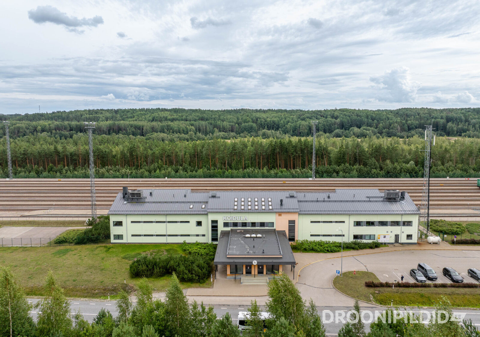 Koidula raudteejaam ja ulatuslik raudteetaristu Setomaal droonifotol